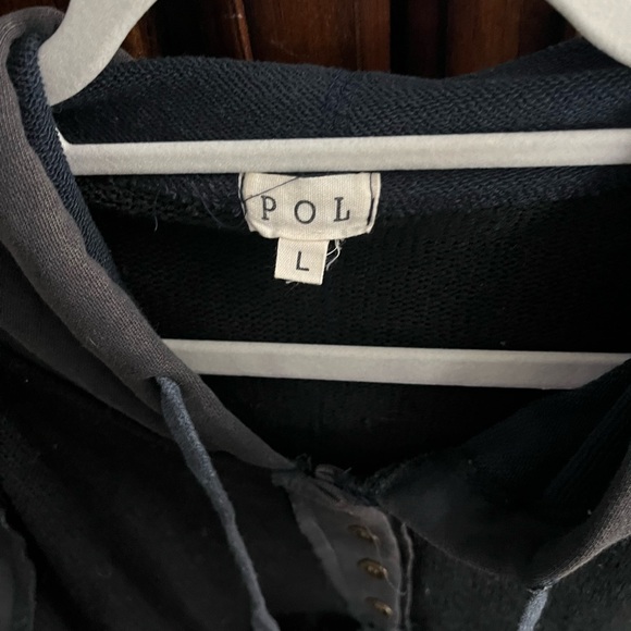 POL Charcoal and Black Hoodie - size L - Picture 3 of 3